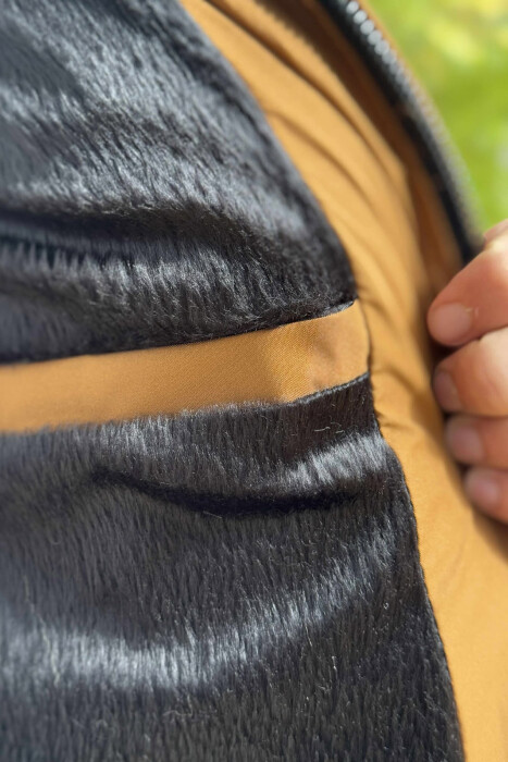 XHUP NJË NGJYRËSH ME PUSH DHE KAPUC PËR MESHKUJ NË NGJYRË KAFE - 5