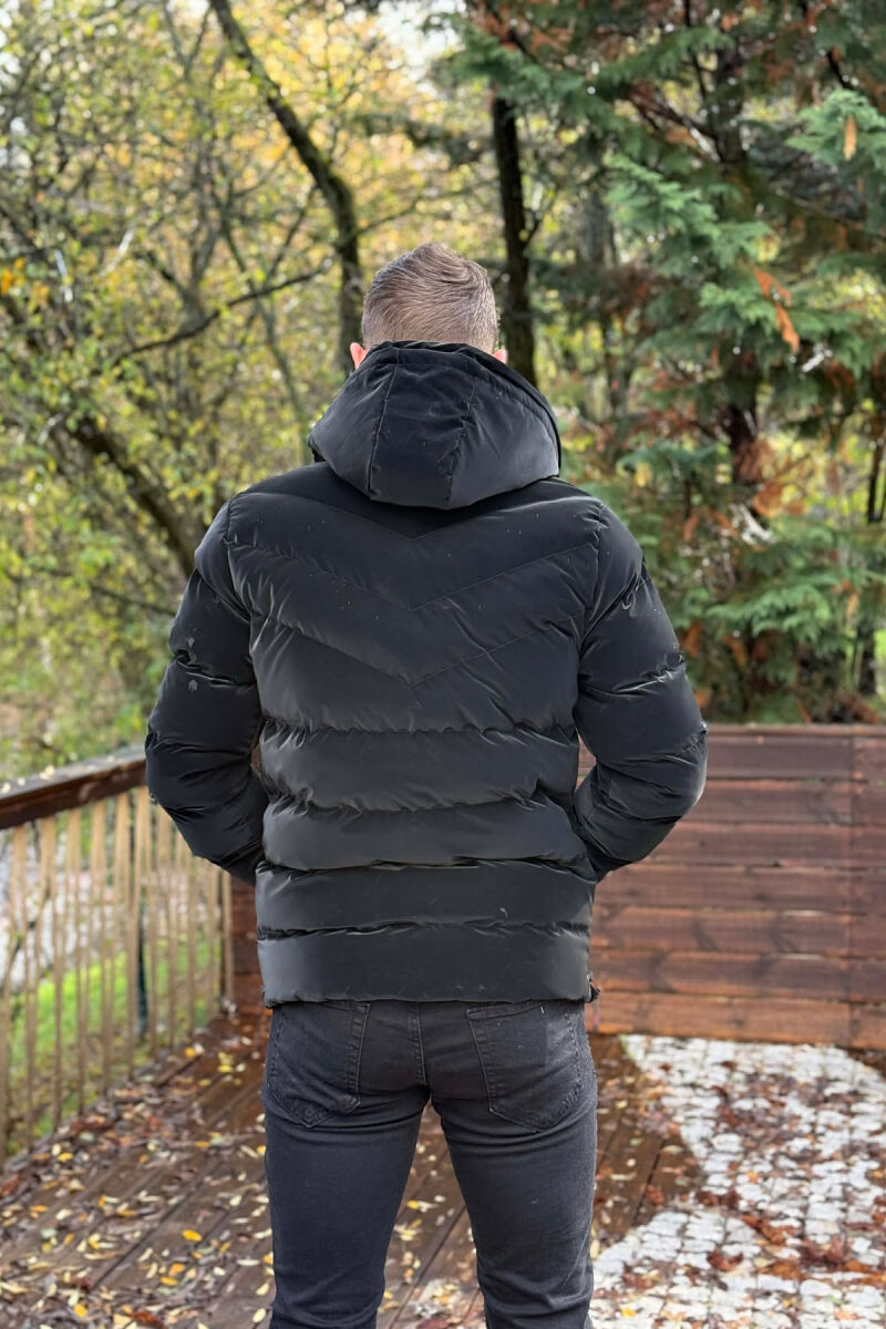 XHUP NJE NGJYRESH ME PUSH DHE KAPUÇ PER MESHKUJ NE NGJYRE TE ZEZE - 4