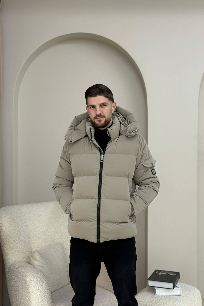 XHUP NJE NGJYRESH ME PUSH PER MESHKUJ NE NGJYRE BEZHE - 2