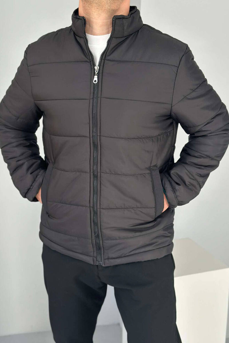 XHUP NJË NGJYRËSH PËR MESHKUJ NË NGJYRËN E ZEZË ME SHKËLQIM - 2