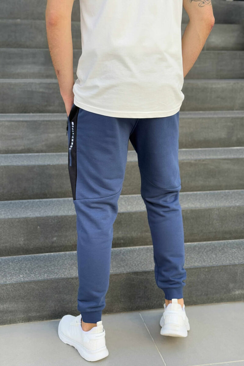 FLUFFY ZIPPER POCKET SIMPLE MEN JOGGERS BLUE/BLU - 4